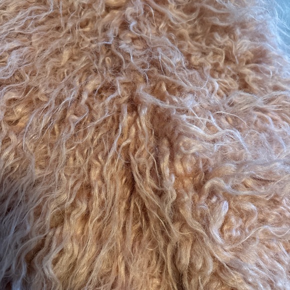 Pink shag, faux fur coat with clasps - Picture 6 of 7